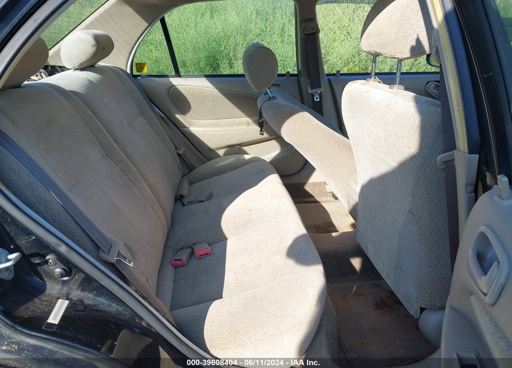 2001 TOYOTA COROLLA LE VIN: 2T1BR12E31C478403