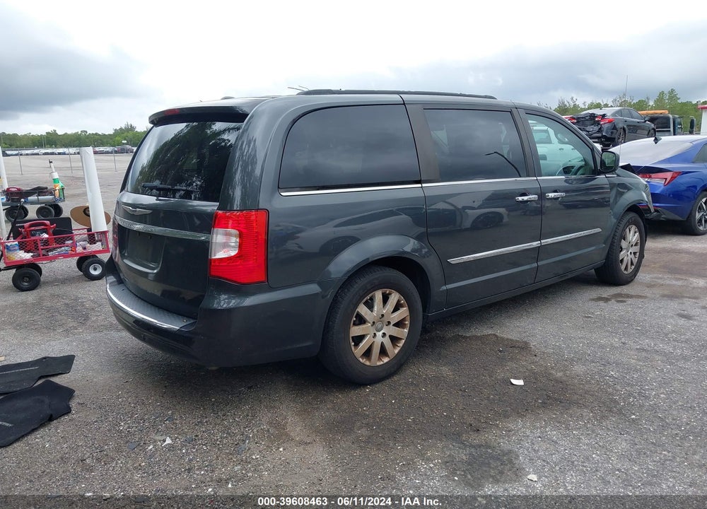 2011 CHRYSLER TOWN & COUNTRY TOURING-L VIN: 2A4RR8DG7BR617711