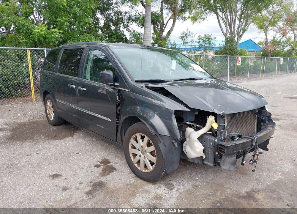 2011 CHRYSLER TOWN & COUNTRY TOURING-L VIN: 2A4RR8DG7BR617711