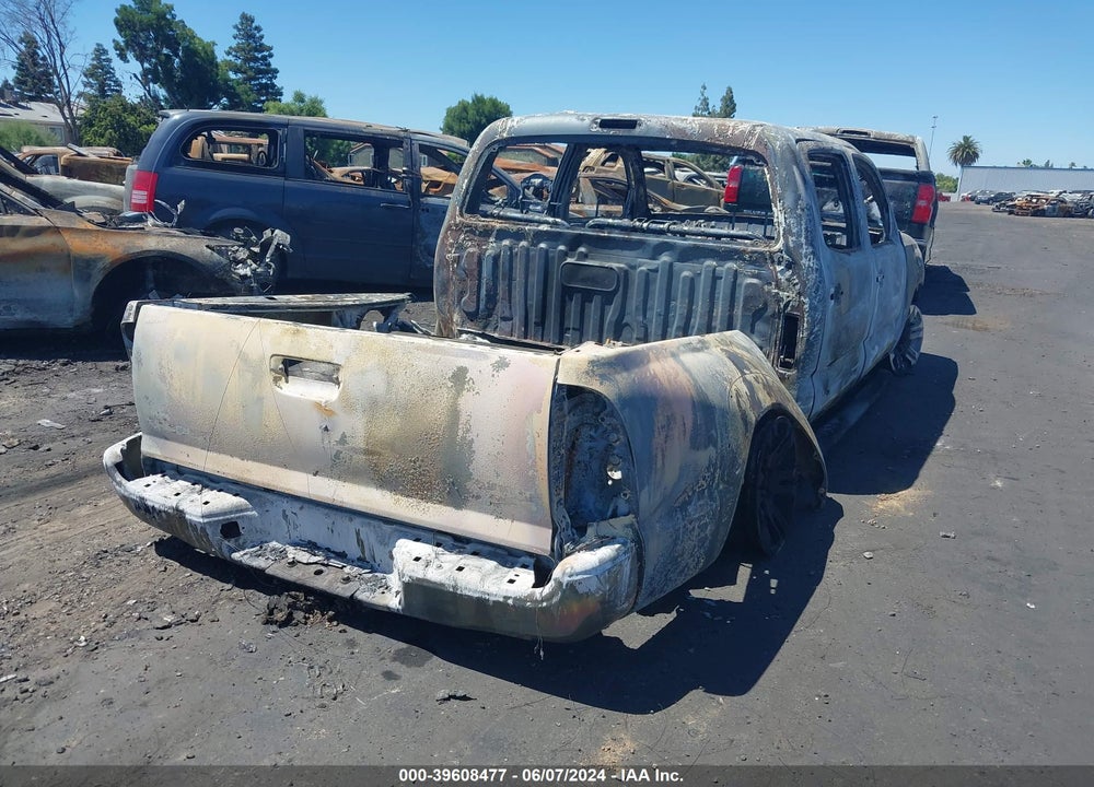 2015 TOYOTA TACOMA PRERUNNER V6 VIN: 5TFJU4GN0FX075430