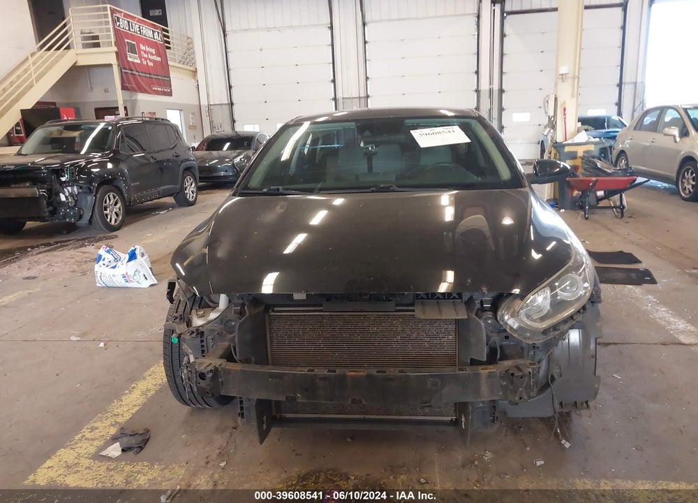 2019 KIA FORTE LXS VIN: 3KPF24AD3KE108765