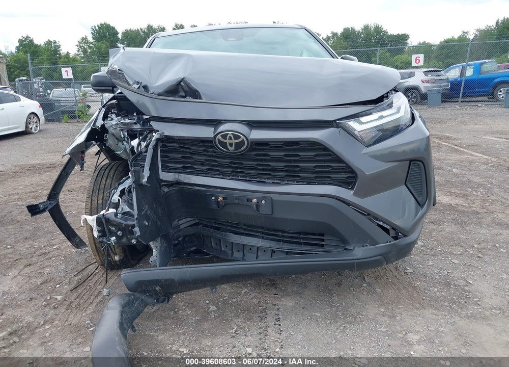 2024 TOYOTA RAV4 LE VIN: 2T3F1RFV8RC405287