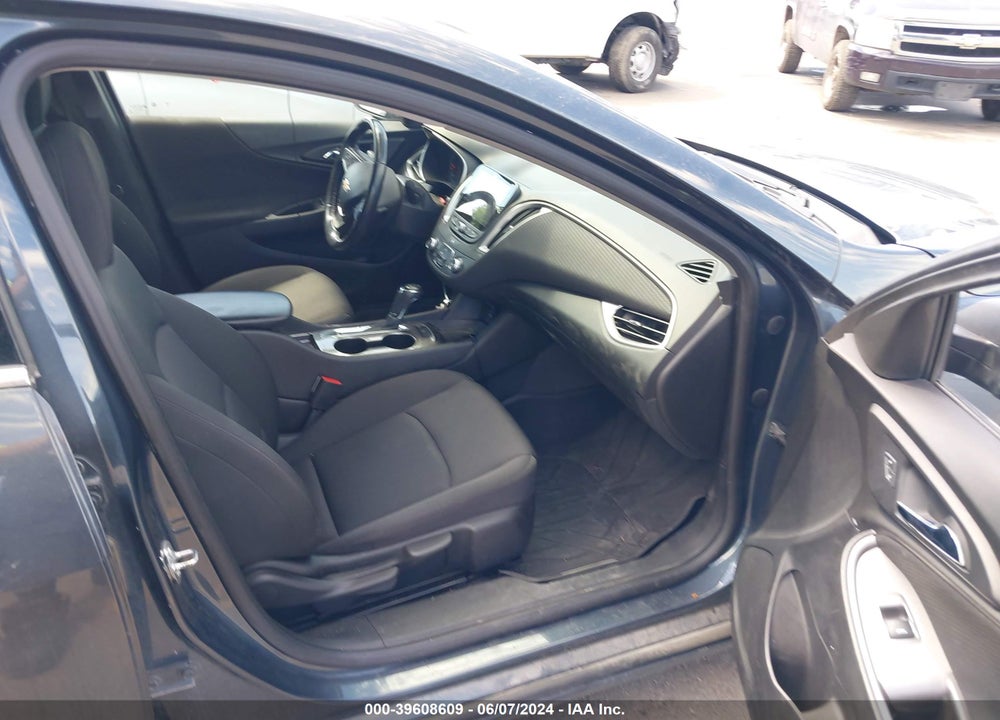 2019 CHEVROLET MALIBU RS VIN: 1G1ZG5ST0KF162808