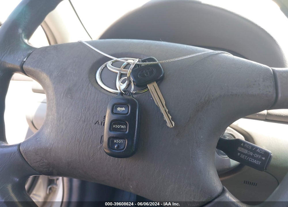 2003 TOYOTA CAMRY LE VIN: 4T1BE32K83U710301
