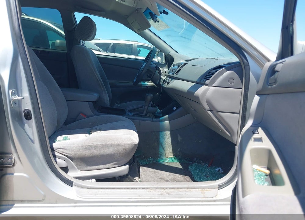 2003 TOYOTA CAMRY LE VIN: 4T1BE32K83U710301