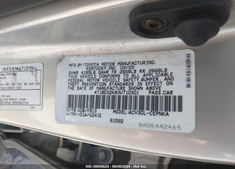 2003 TOYOTA CAMRY LE VIN: 4T1BE32K83U710301