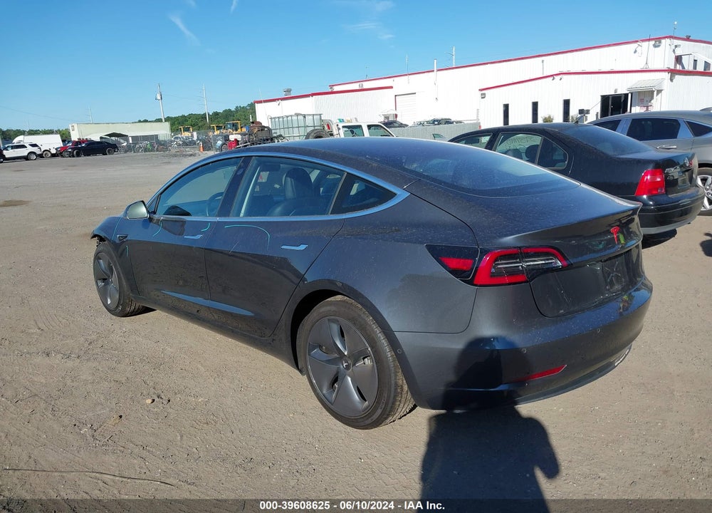 2018 TESLA MODEL 3 LONG RANGE/MID RANGE VIN: 5YJ3E1EA9JF004010
