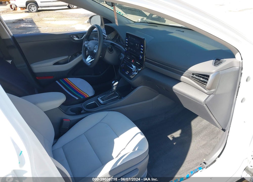 2022 HYUNDAI IONIQ HYBRID BLUE VIN: KMHC65LC8NU284990