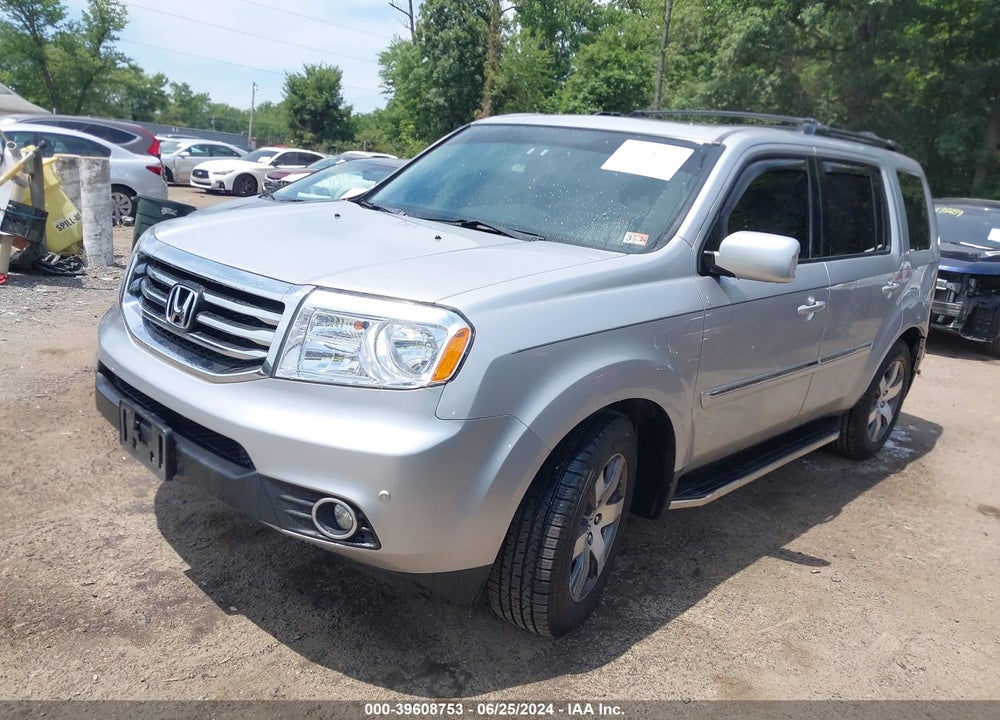 2015 HONDA PILOT TOURING VIN: 5FNYF4H91FB016195