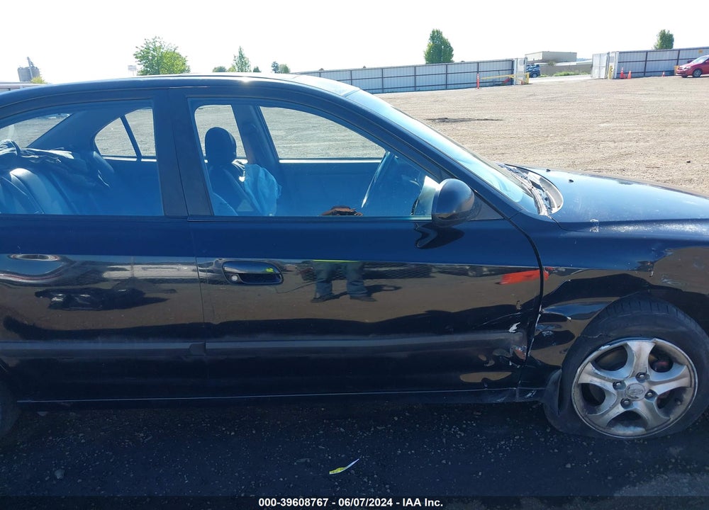 2003 HYUNDAI ELANTRA GLS/GT VIN: KMHDN45D73U672104