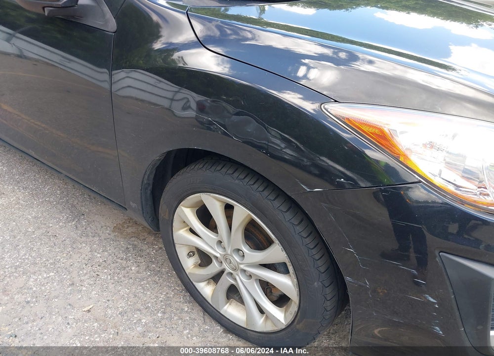2011 MAZDA 3 S SPORT VIN: JM1BL1U6XB1458940