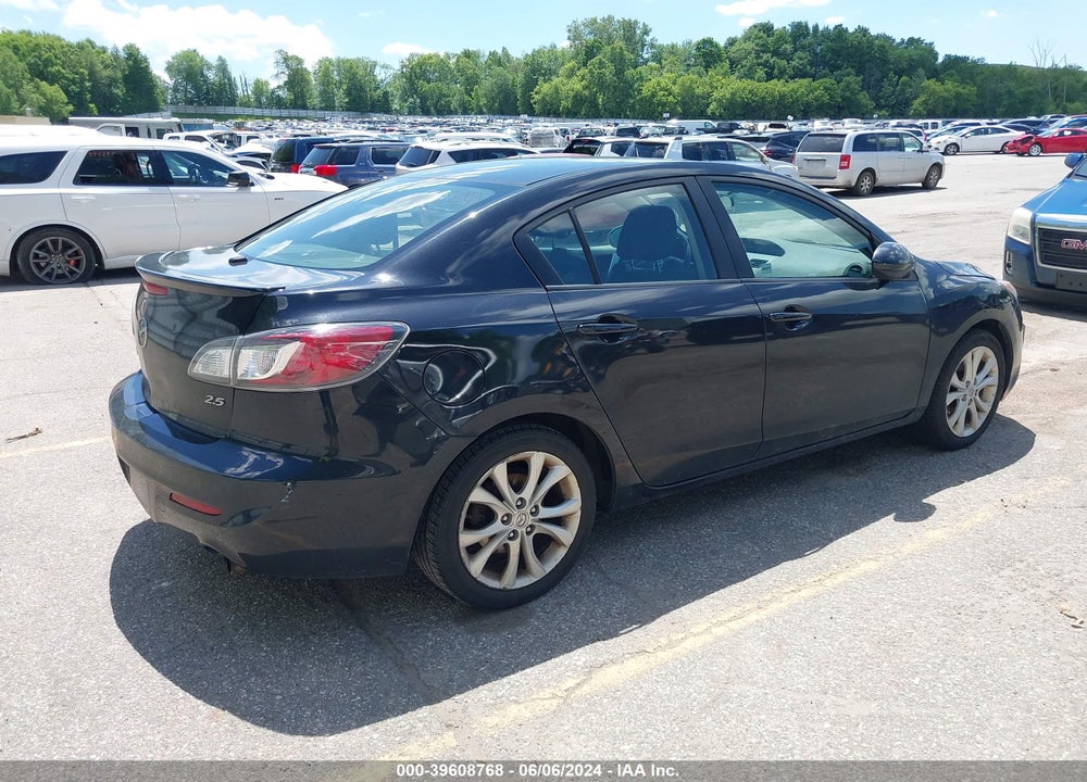 2011 MAZDA 3 S SPORT VIN: JM1BL1U6XB1458940
