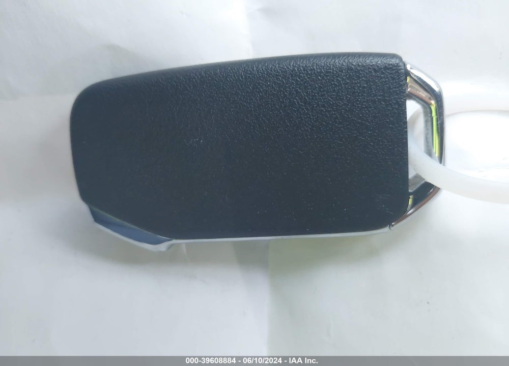 2022 KIA NIRO EV EX PREMIUM VIN: KNDCE3LGXN5152306