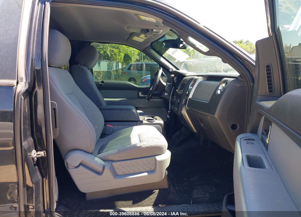 2013 FORD F-150 XLT VIN: 1FTFX1EF7DFA52267