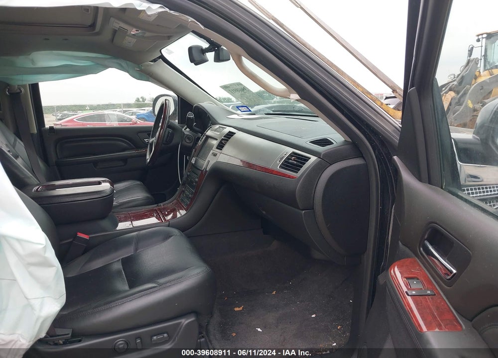 2014 CADILLAC ESCALADE ESV PREMIUM VIN: 1GYS3JEF3ER225612