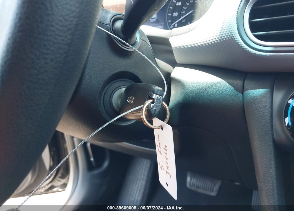 2019 HYUNDAI KONA VIN: KM8K12AA8KU288379