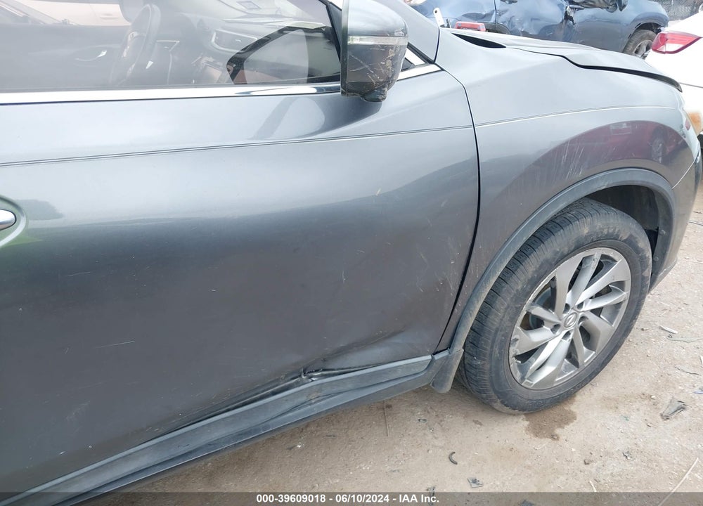 2015 NISSAN ROGUE SL VIN: 5N1AT2MT9FC770289