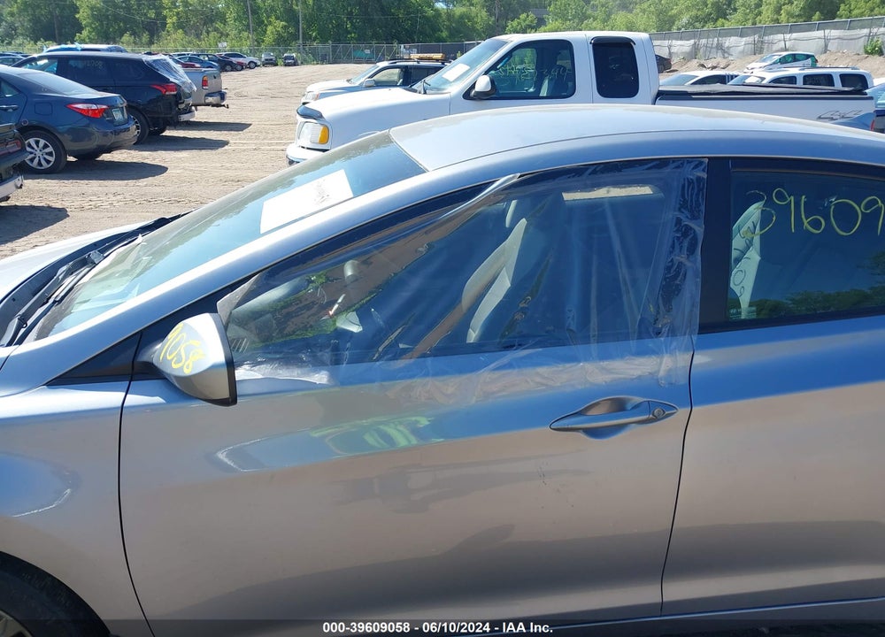 2015 HYUNDAI ELANTRA SE VIN: 5NPDH4AE1FH612490