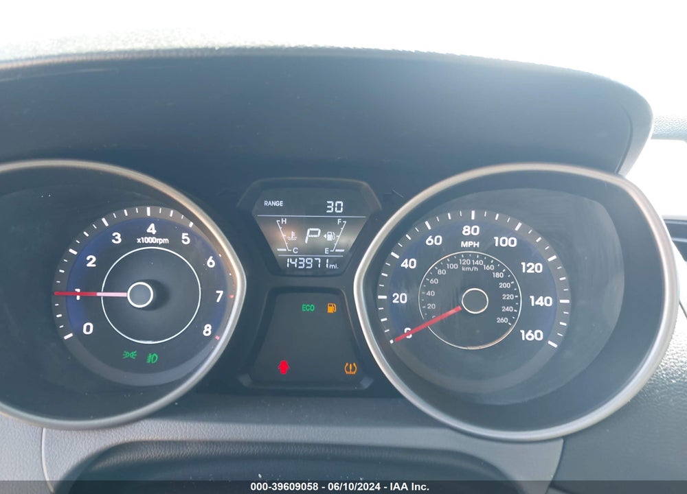 2015 HYUNDAI ELANTRA SE VIN: 5NPDH4AE1FH612490