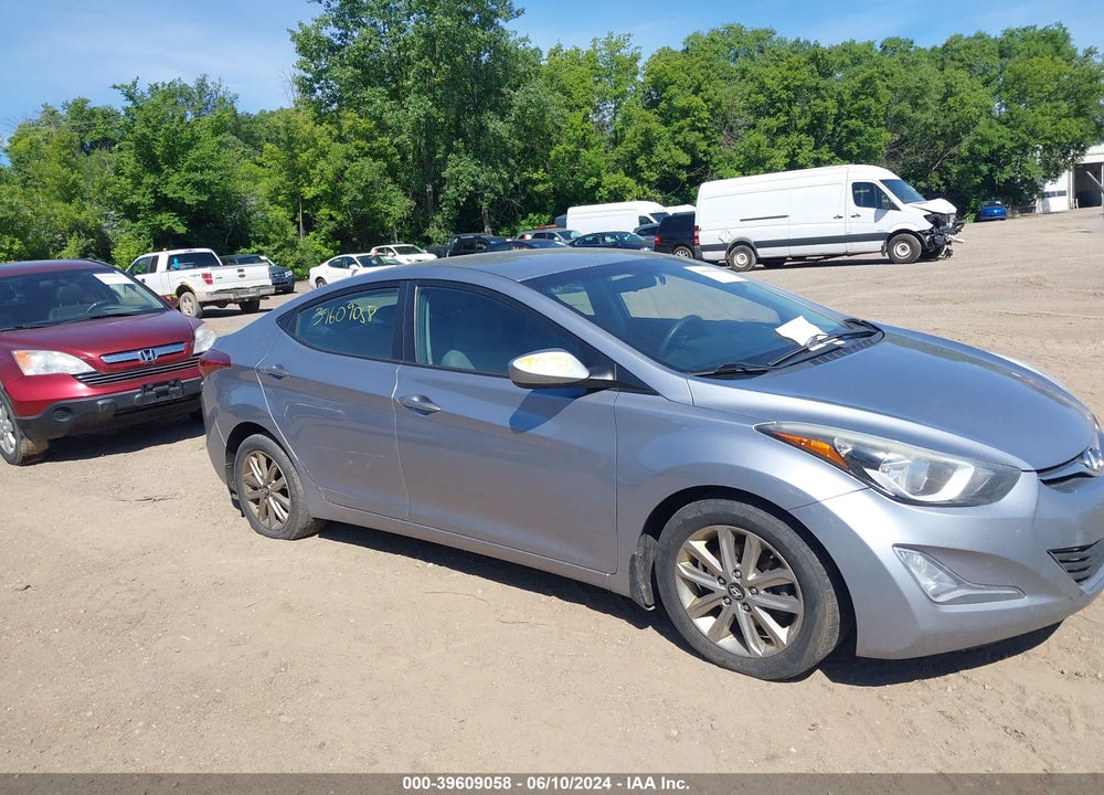 2015 HYUNDAI ELANTRA SE VIN: 5NPDH4AE1FH612490