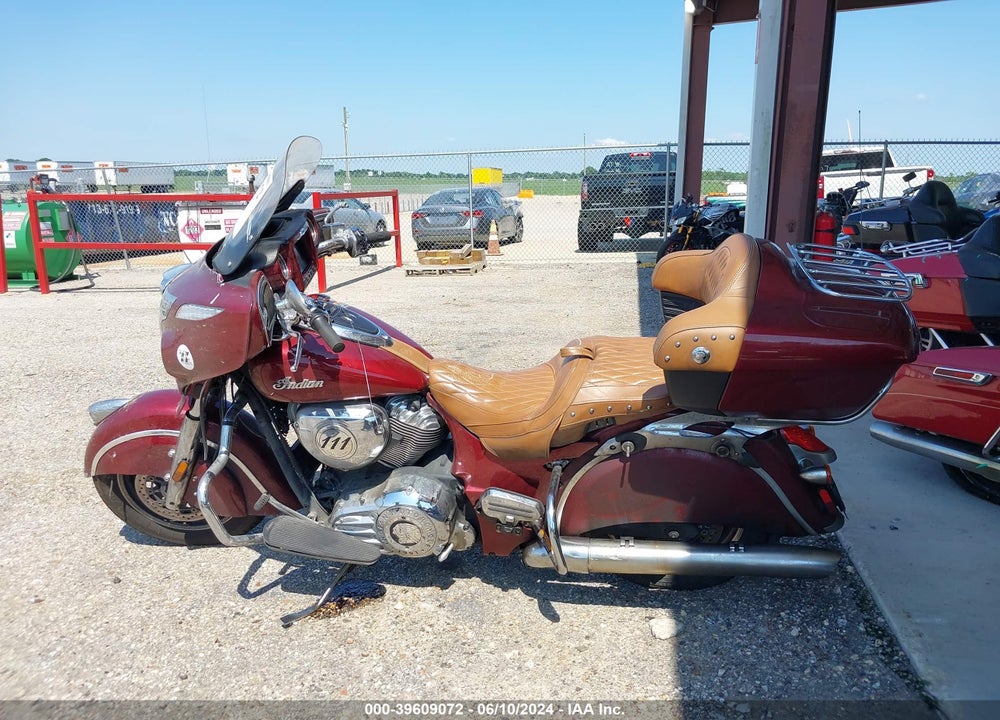 2018 INDIAN MOTORCYCLE CO. ROADMASTER VIN: 56KTRAAA1J3367130