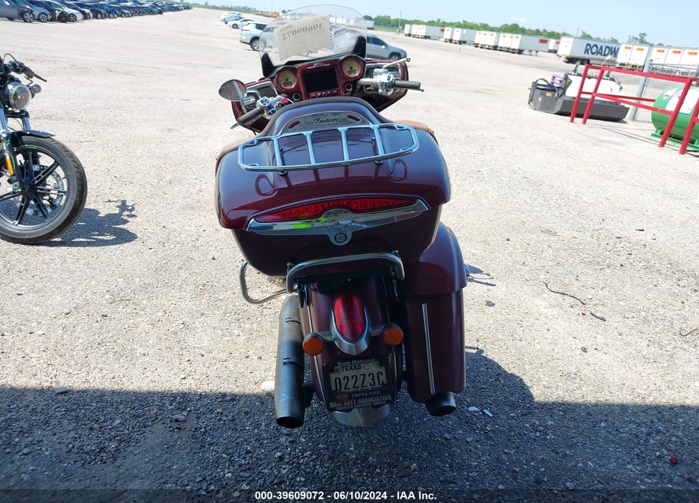 2018 INDIAN MOTORCYCLE CO. ROADMASTER VIN: 56KTRAAA1J3367130