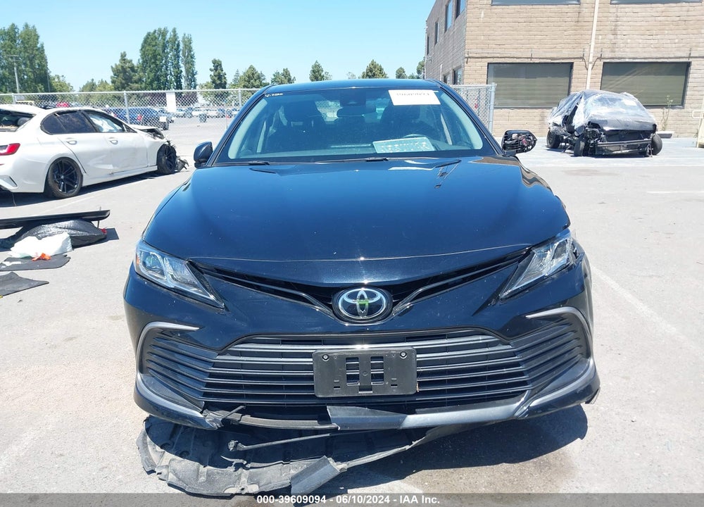 2021 TOYOTA CAMRY LE VIN: 4T1C11AK1MU543044