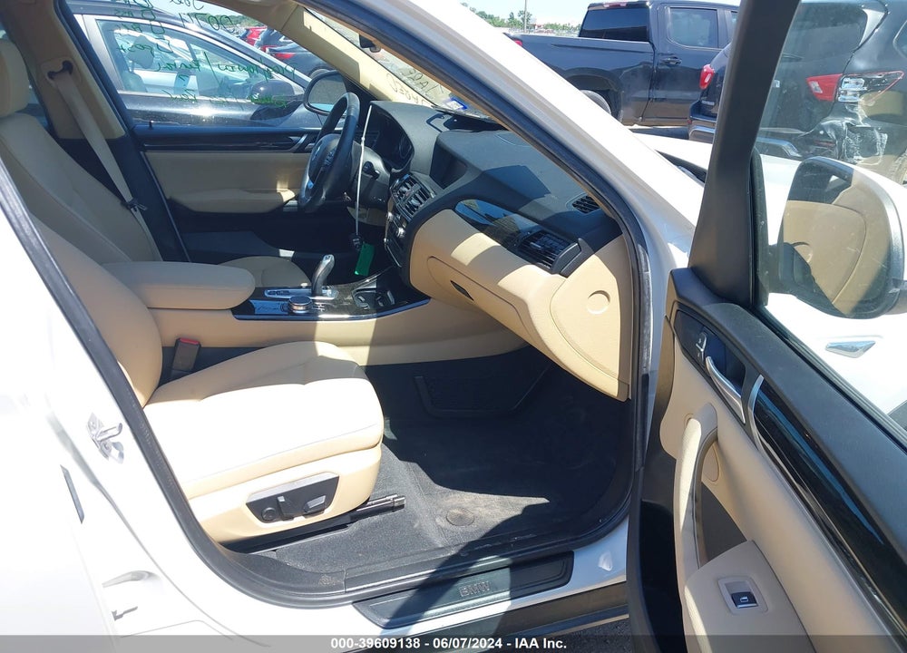 2017 BMW X3 SDRIVE28I VIN: 5UXWZ7C37H0X39617