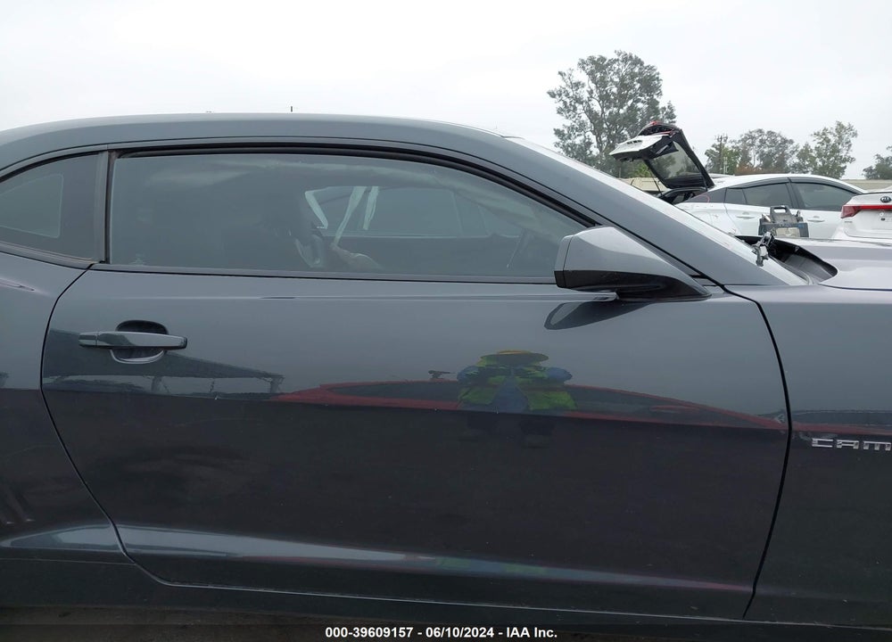 2015 CHEVROLET CAMARO VIN: 2G1FF1E33F9170989