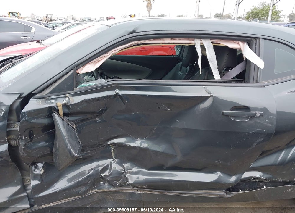 2015 CHEVROLET CAMARO VIN: 2G1FF1E33F9170989