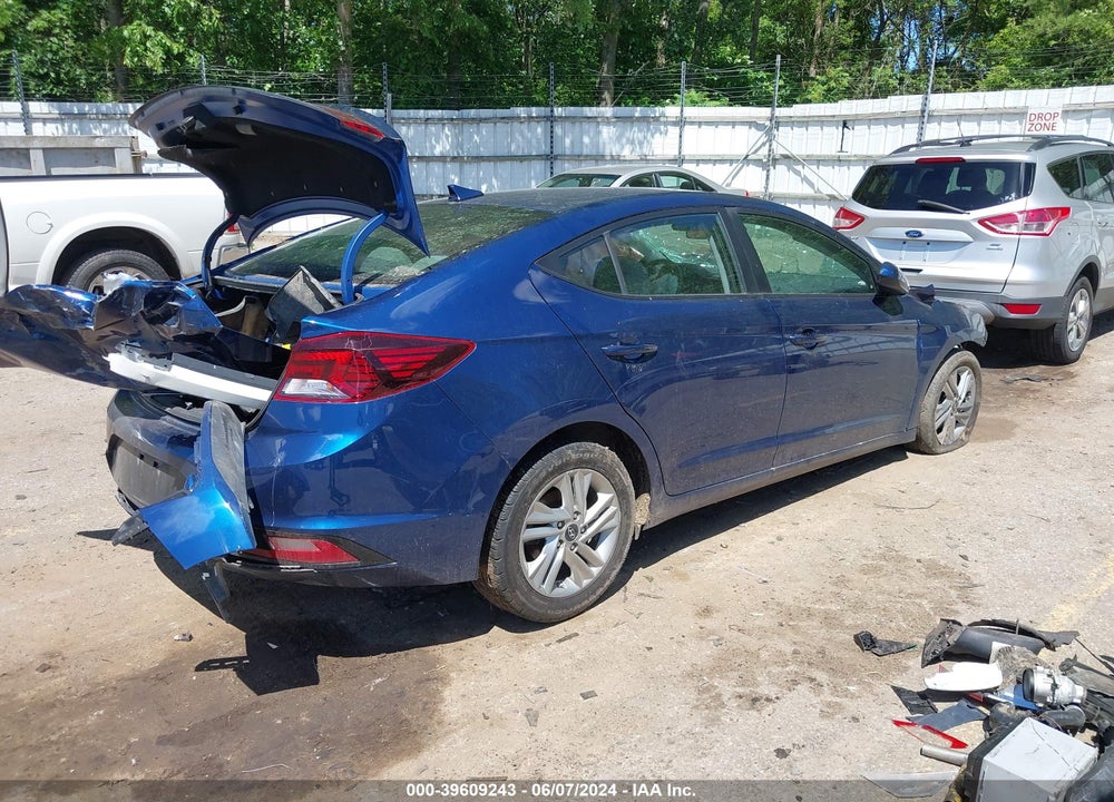 2020 HYUNDAI ELANTRA SEL VIN: 5NPD84LF4LH569488
