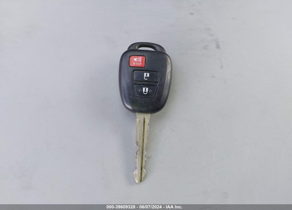2013 SCION XB VIN: JTLZE4FEXDJ036897