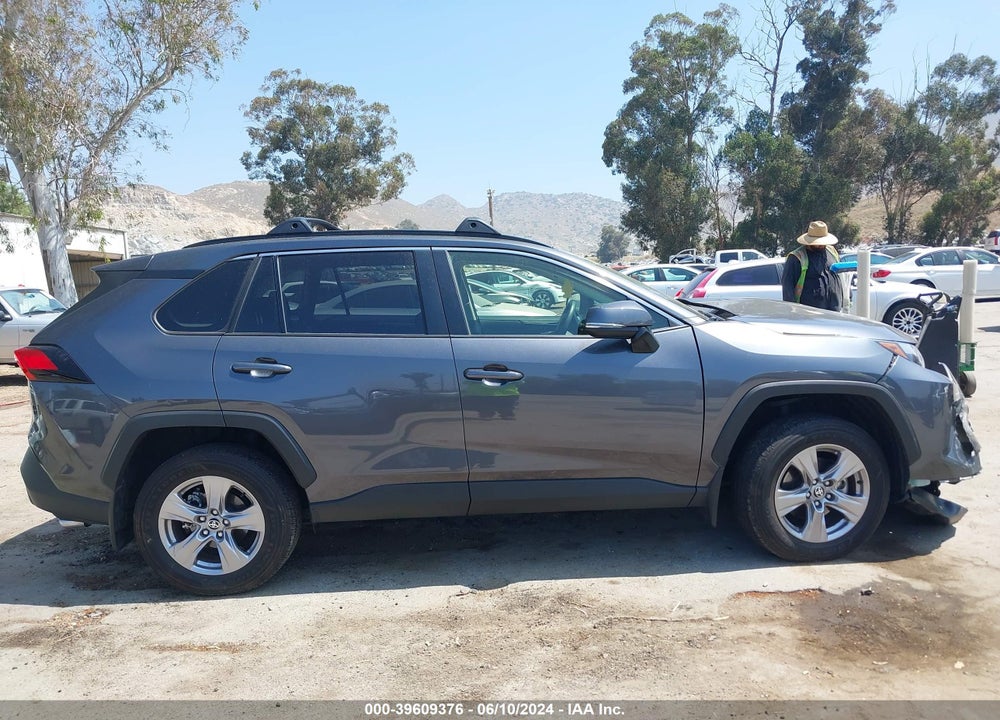 2023 TOYOTA RAV4 XLE VIN: JTMP1RFV0PD099537