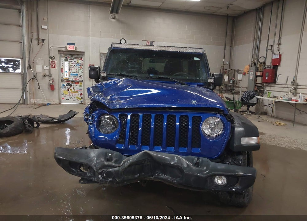 2018 JEEP WRANGLER UNLIMITED SPORT 4X4 VIN: 1C4HJXDG1JW182175