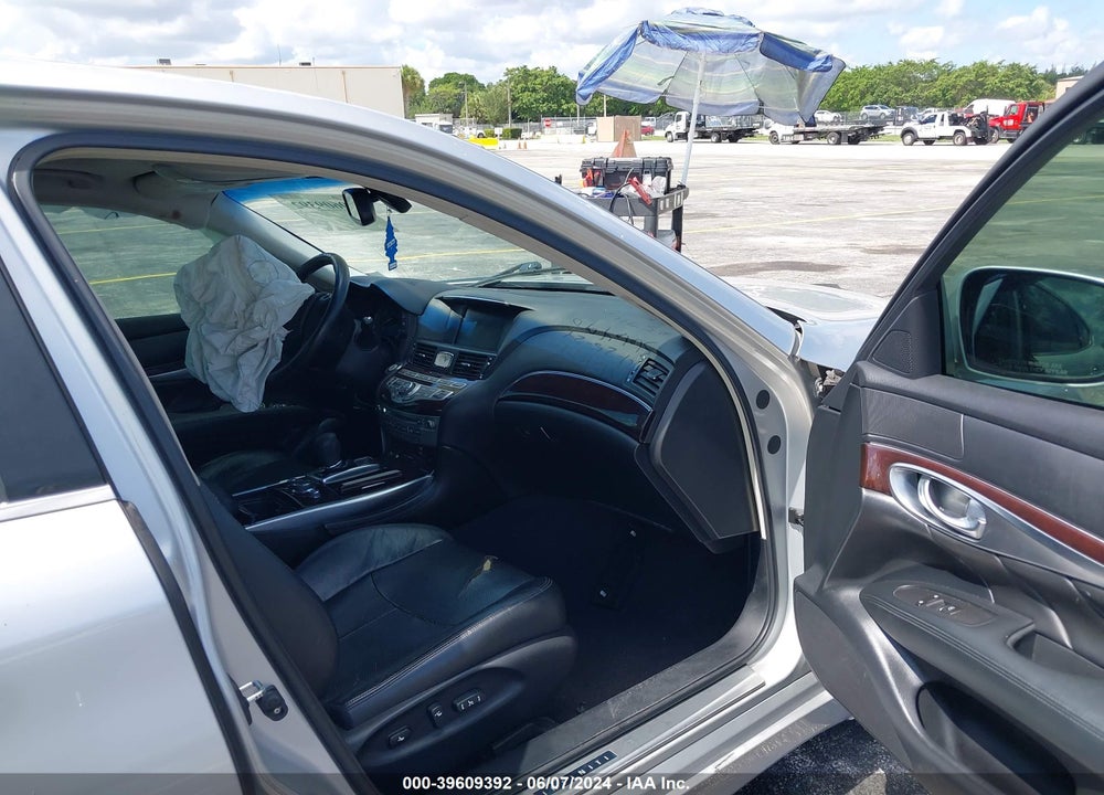 2011 INFINITI M37 VIN: JN1BY1AP9BM325716