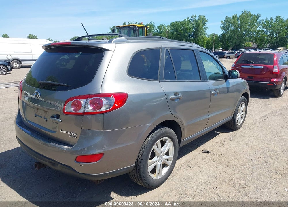 2011 HYUNDAI SANTA FE SE VIN: 5XYZHDAGXBG003603