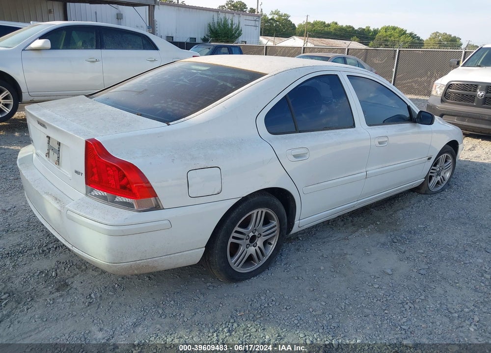 2006 VOLVO S60 2.5T VIN: YV1RS592762547602
