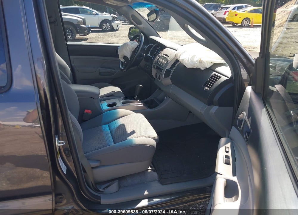 2011 TOYOTA TACOMA PRERUNNER V6 VIN: 3TMKU4HN4BM030753