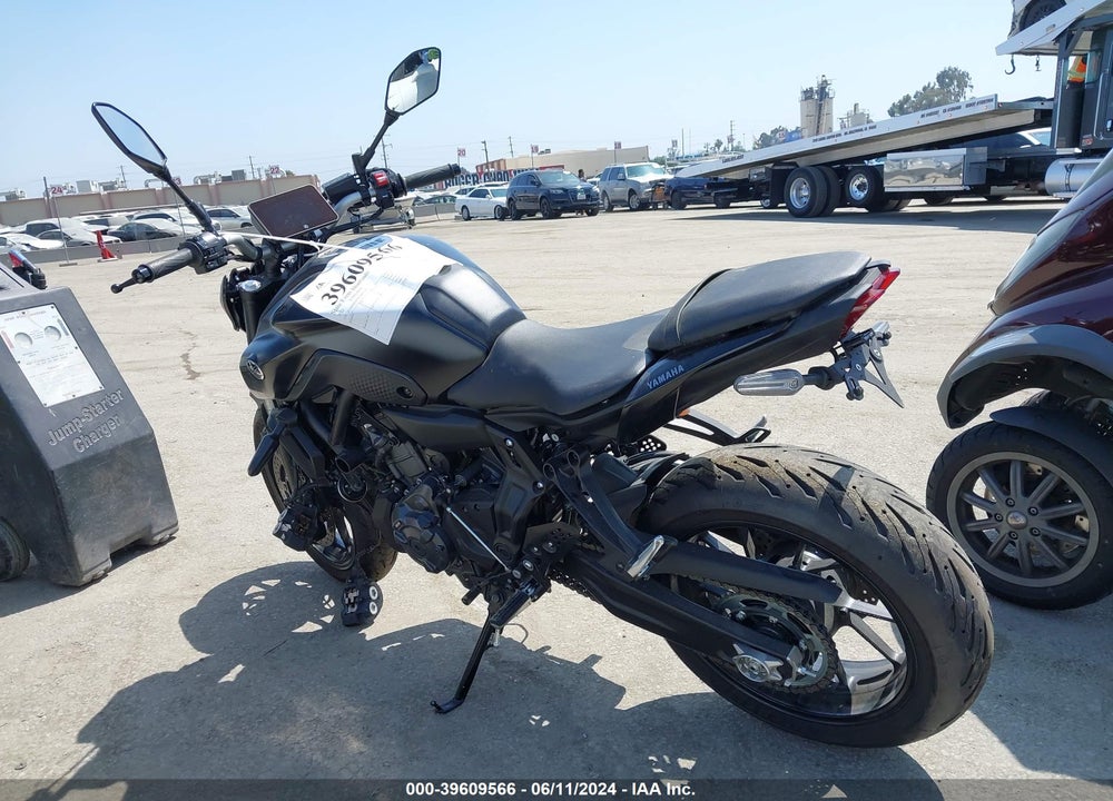 2023 YAMAHA MT07 C VIN: JYARM32Y7PA001534