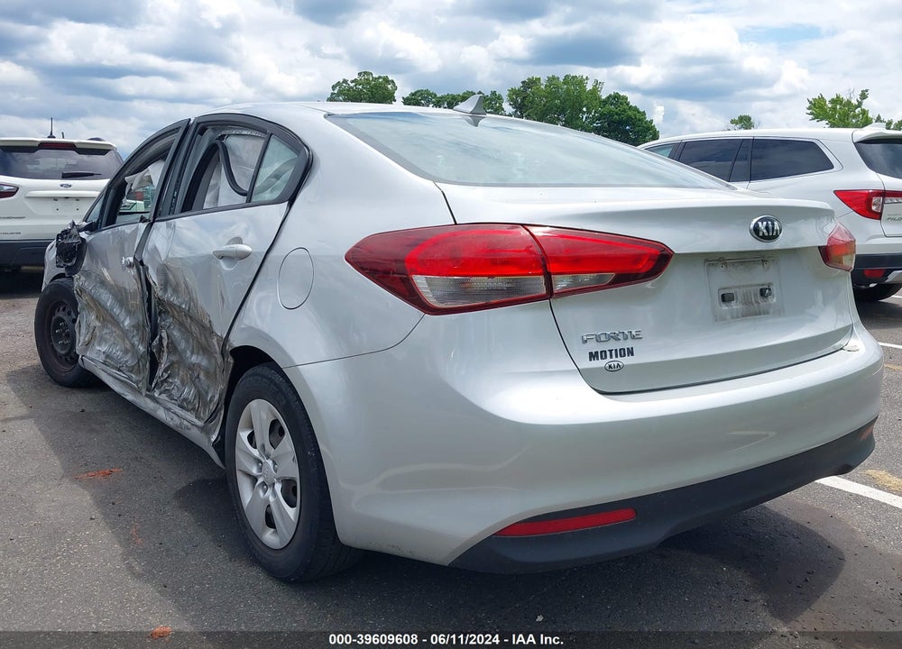 2017 KIA FORTE LX VIN: 3KPFK4A70HE136803