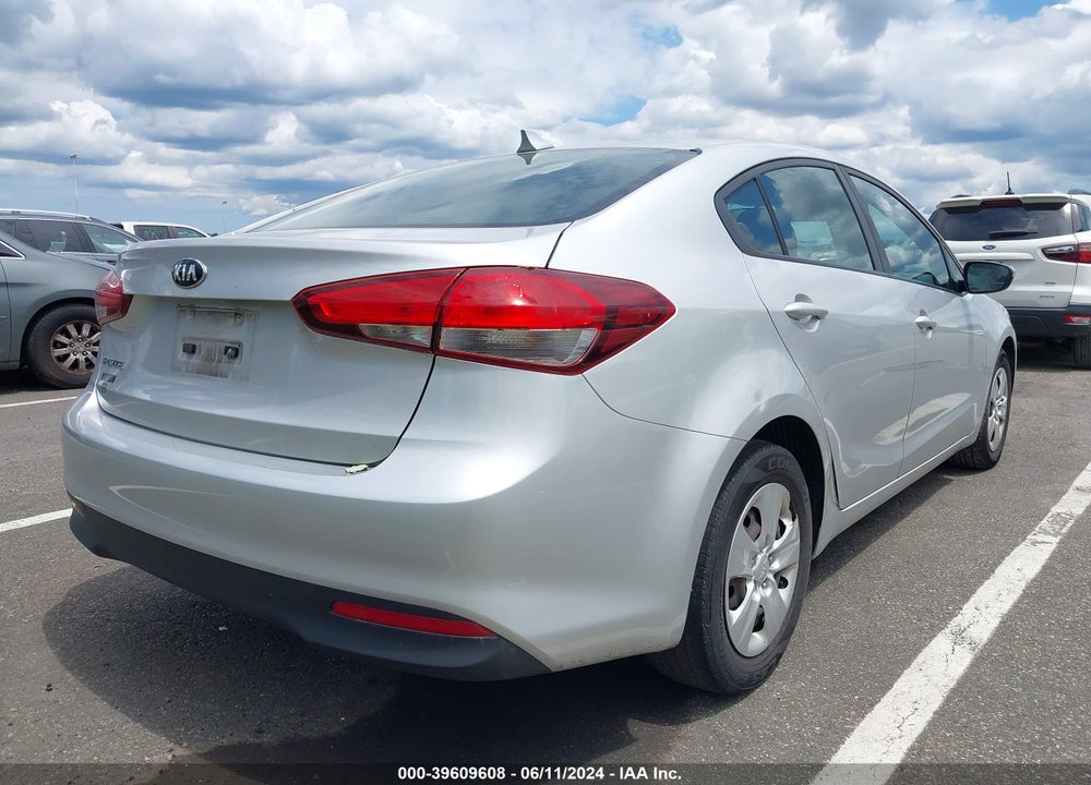2017 KIA FORTE LX VIN: 3KPFK4A70HE136803