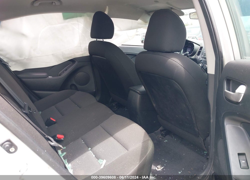 2017 KIA FORTE LX VIN: 3KPFK4A70HE136803