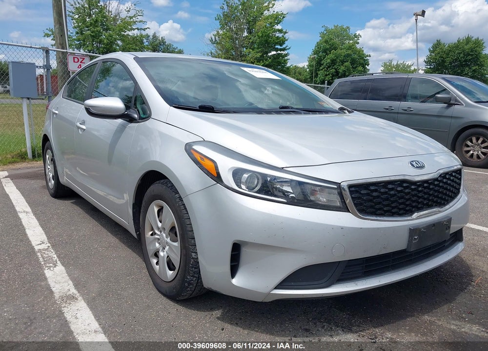 2017 KIA FORTE LX VIN: 3KPFK4A70HE136803