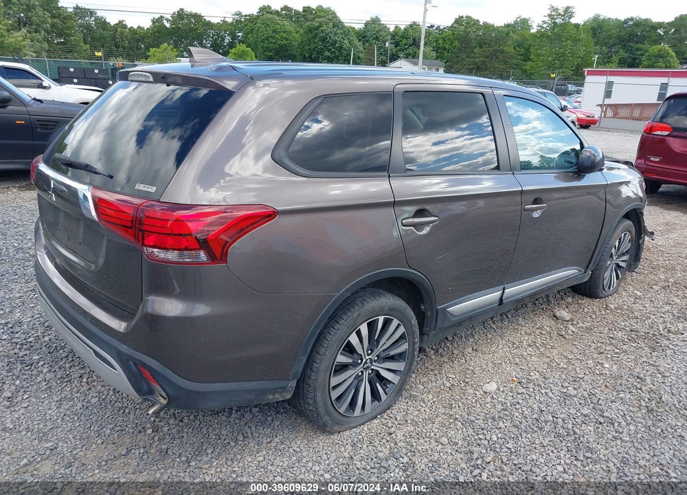 2020 MITSUBISHI OUTLANDER ES 2.4 S-AWC VIN: JA4AZ3A3XLZ015197