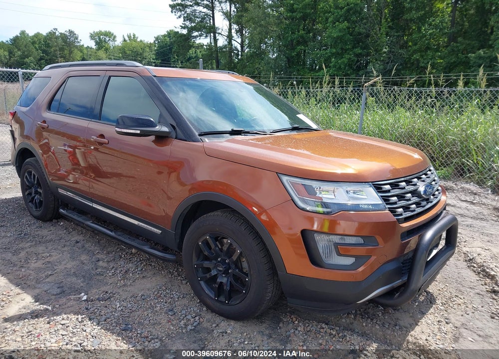 2017 FORD EXPLORER XLT VIN: 1FM5K8D87HGD94318