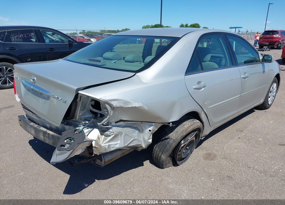 2005 TOYOTA CAMRY LE VIN: 4T1BE32K55U571019