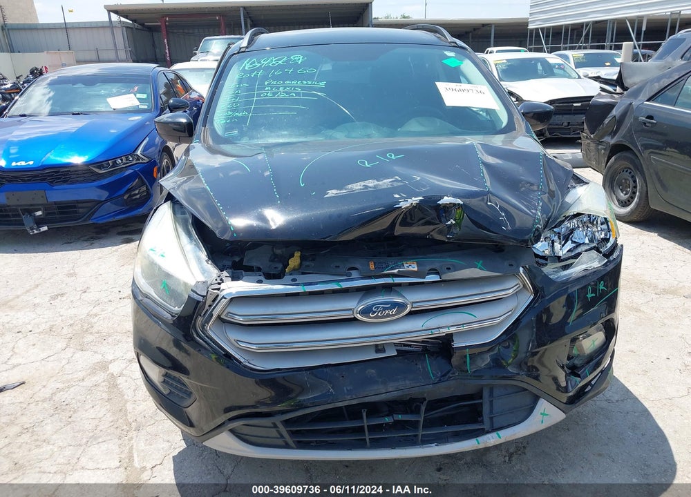 2018 FORD ESCAPE SE VIN: 1FMCU9GD7JUA12375