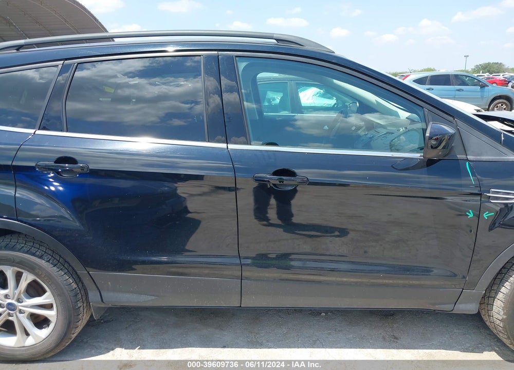 2018 FORD ESCAPE SE VIN: 1FMCU9GD7JUA12375