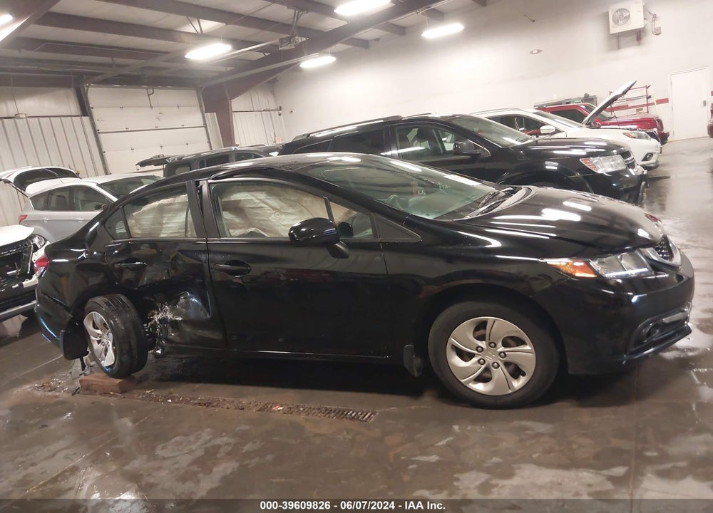 2015 HONDA CIVIC LX VIN: 19XFB2F53FE035828