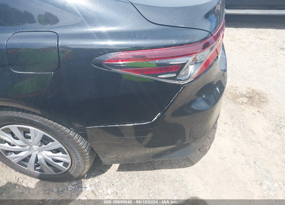 2021 TOYOTA CAMRY LE HYBRID VIN: 4T1C31AK9MU549894